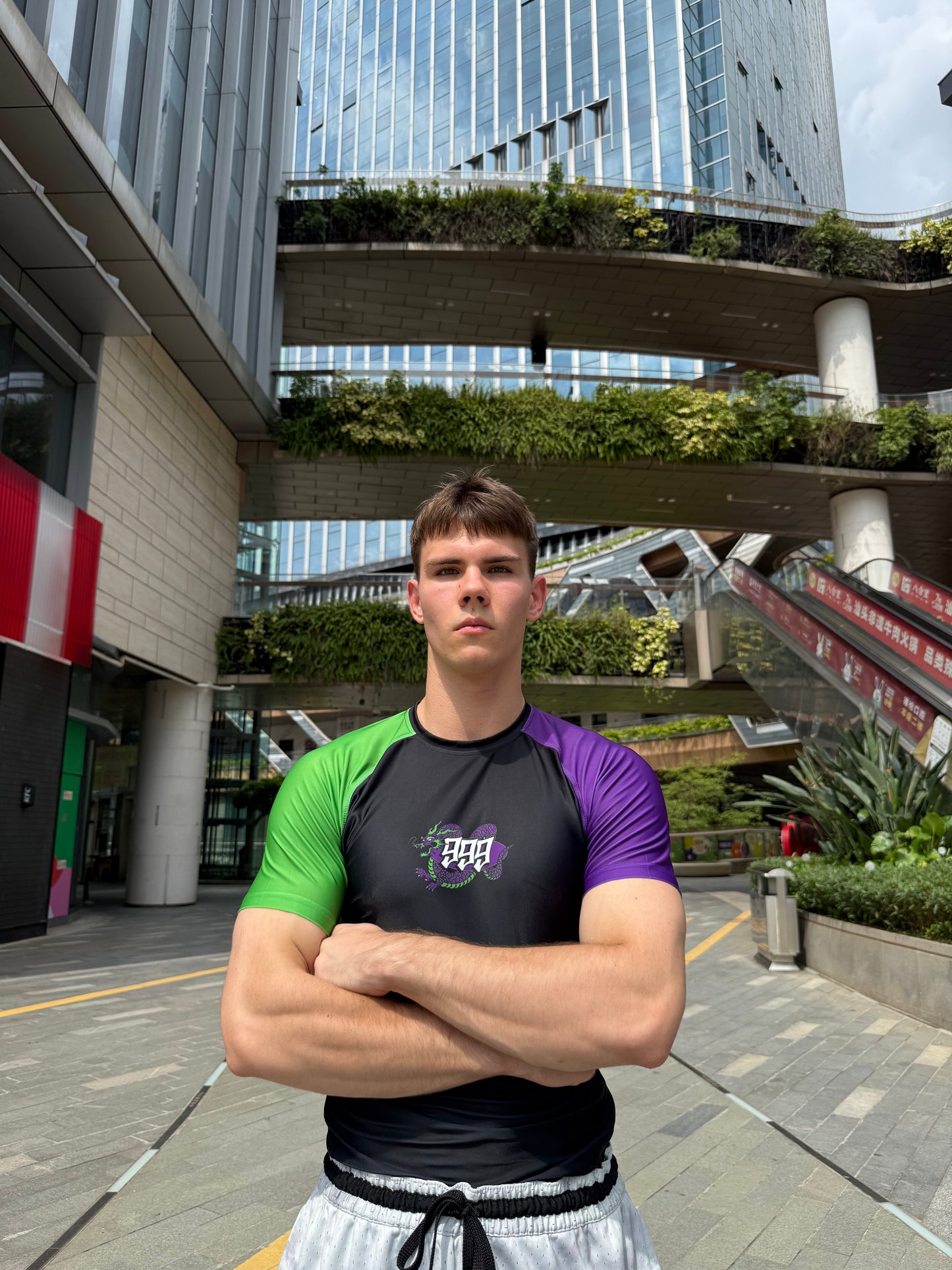 999 GALAKTIK EVOLUTION