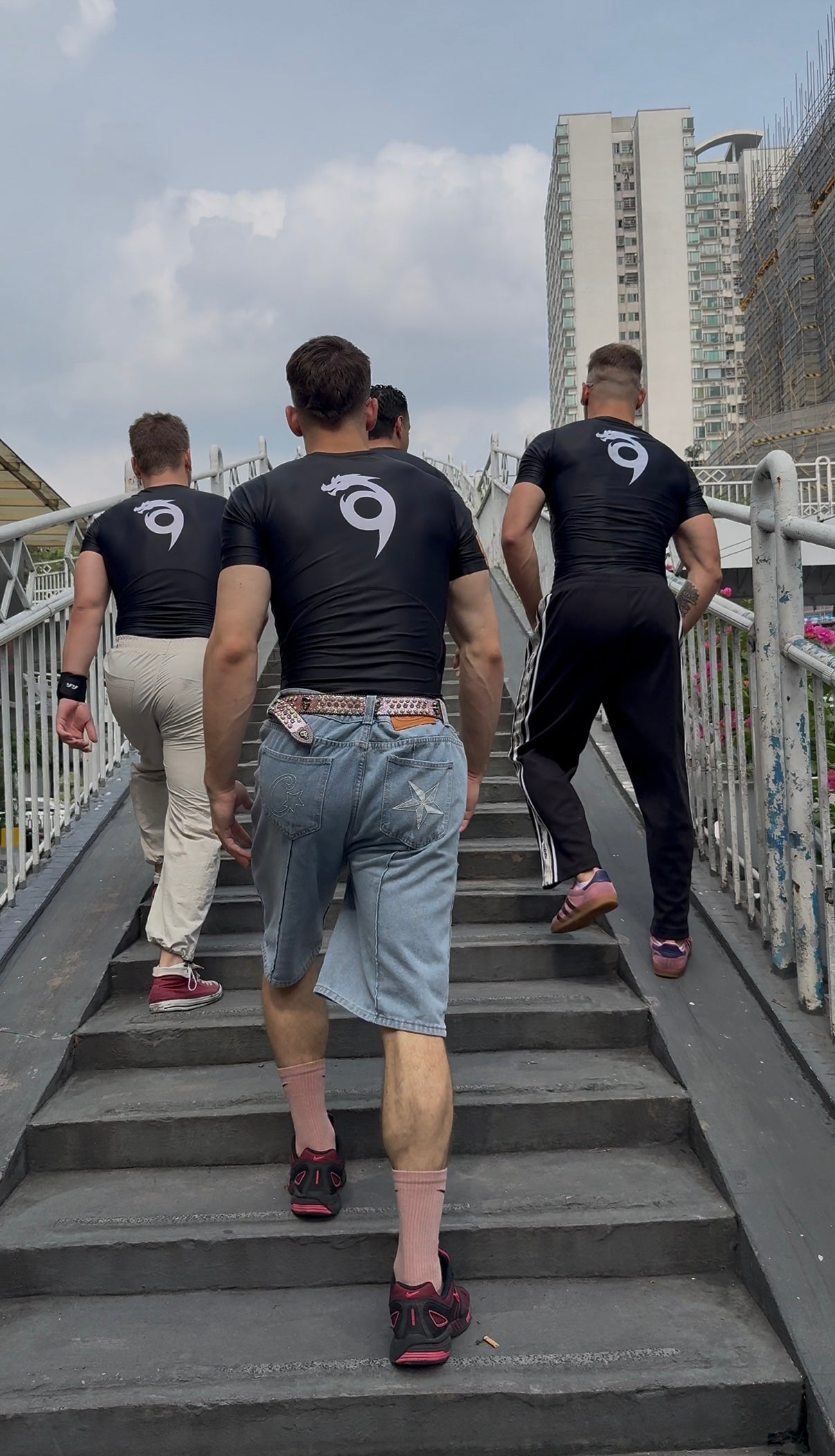 999 ELITE PERFORMANCE